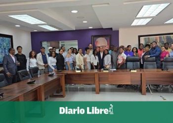 Danilo Medina pide a jóvenes ingresar a la política