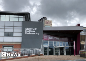 Reclamación de intimidación académica de China remitida a la policía antiterrorista