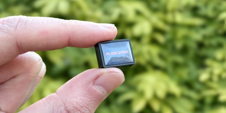 Probé la unidad flash USB más pequeña del mundo con 1 TB de almacenamiento y encontró un lugar permanente en mi computadora portátil