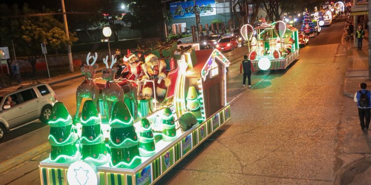 horario y recorrido de las carrozas en la Ciudad de Guatemala este 29 de noviembre