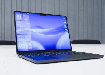 Esta útil función de MacOS 26.2 convierte la pantalla de su computadora portátil en un anillo de luz: cómo probarla