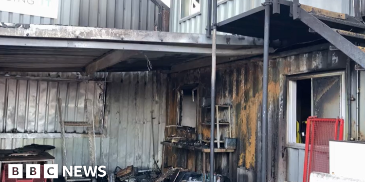 Investigación del Exeter City Football Club tras el incendio en el estadio