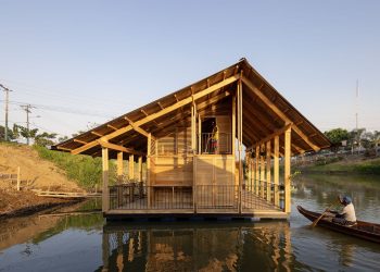 El Barrio Flotante de Las Balsas / Natura Futura