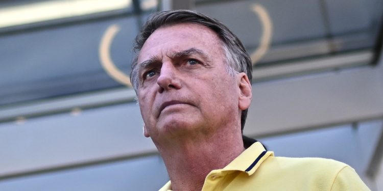 Bolsonaro de Brasil arrestado días antes del inicio de su sentencia de 27 años de prisión | Jair Bolsonaro Noticias