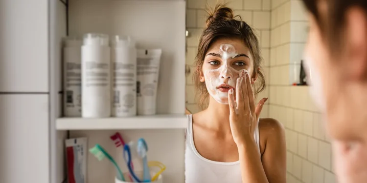 8 consejos críticos para el cuidado de la piel para la rosácea