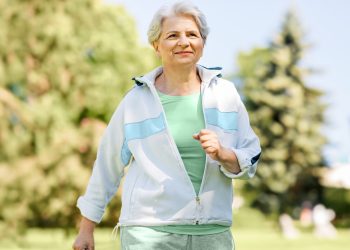 Dar tan solo 3000 pasos por día podría ralentizar el deterioro cognitivo