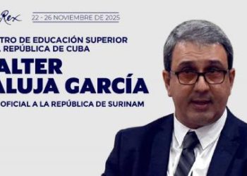 Delegación cubana en Surinam para asistir a los actos oficiales por el 50 Aniversario de la Independencia de este país › Mundo › Granma