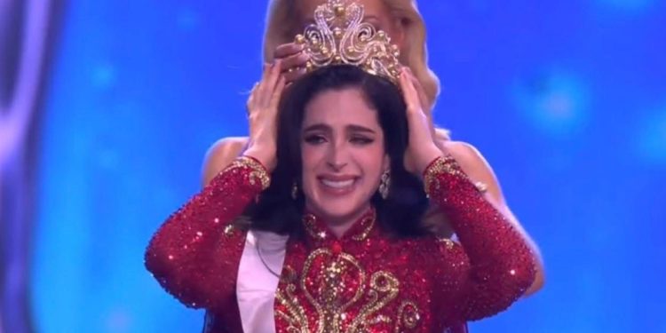 Fátima Bosch es la nueva Miss Universo