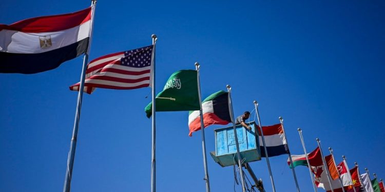 Los Estados del Golfo emergieron de la guerra de Gaza con recursos para reconstruir Oriente Medio