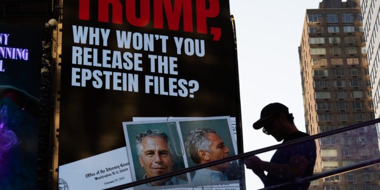 Archivos de Epstein: ¿Por qué Biden no los publicó?