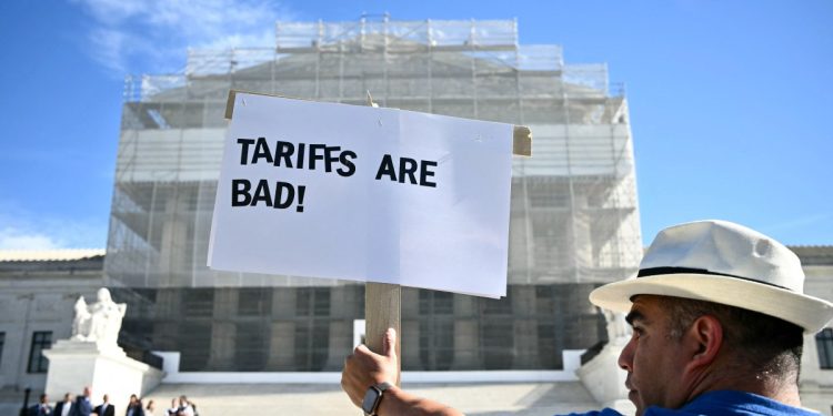 Caso aranceles de la Corte Suprema: cómo impactaría en la economía un fallo anti-Trump