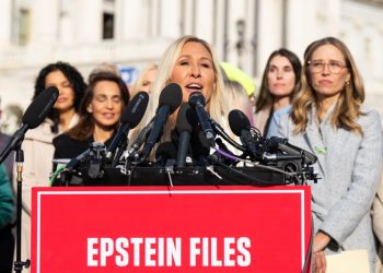 ¿Marjorie Taylor Greene realmente está tratando de derribar a Trump?