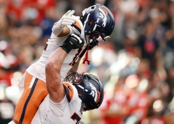 Transmisión en vivo de Broncos vs.Raiders 2025: Cómo ver la NFL gratis