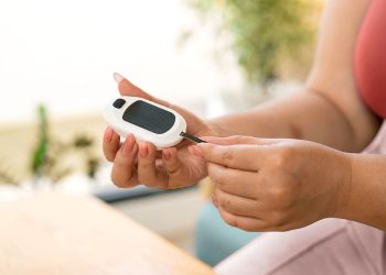 Diabetes y cortisol: cómo la hormona del estrés afecta el control del azúcar en sangre
