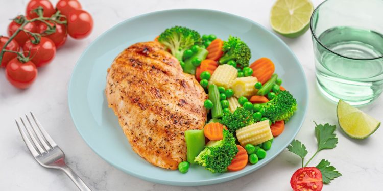 Navegue por una dieta segura para FCS: consejos y estrategias del mundo real