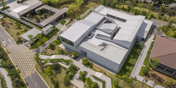 Complejo Turístico Cultural Bodega Jinsha / hyperSity Architects