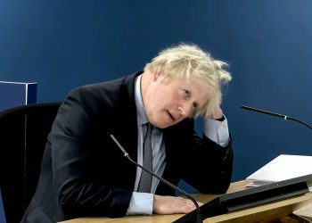 La cultura 'caótica' en el gobierno del Reino Unido provocó más muertes por COVID, según una investigación | Noticias sobre la pandemia de coronavirus