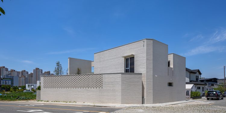 Casa Galería de Luz / PLAN Oficina de Arquitectos