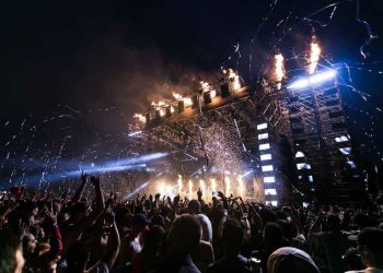 El concierto de Enrique en Mumbai recauda 10 millones de dólares para el estado anfitrión