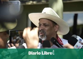 Alcalde de Dajabón Santiago Riverón presenta anteproyecto al Congreso