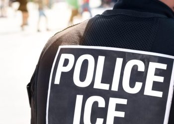 Juez dice que ICE utilizó ChatGPT para redactar informes sobre el uso de la fuerza