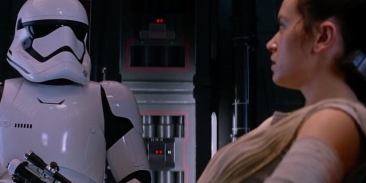 Rian Johnson adivinó el cameo de Daniel Craig en 'Star Wars' antes que nadie.