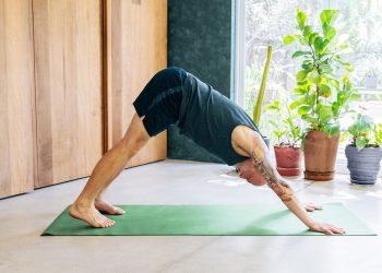 Los mejores estiramientos corporales para un envejecimiento saludable