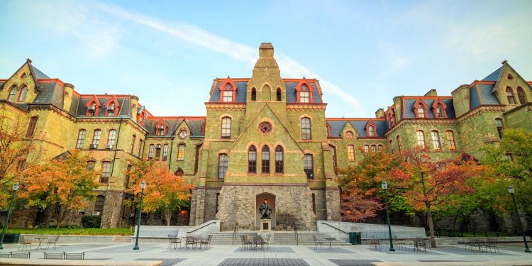 Los correos electrónicos 'nos piratearon' amenazan con filtrar datos de la Universidad de Pensilvania