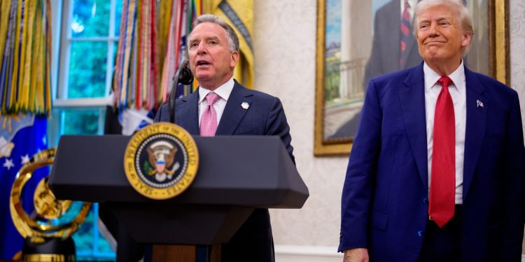 Trump defiende a Steve Witkoff, su negociador clave con Rusia: NPR