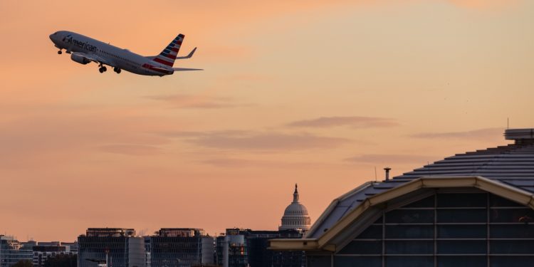 Qué significa para SNAP, pagos atrasados ​​y más: NPR