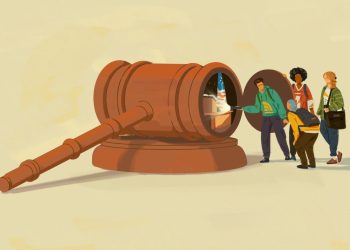 Un tribunal simulado en la ciudad de Nueva York ofrece lecciones de educación cívica: NPR