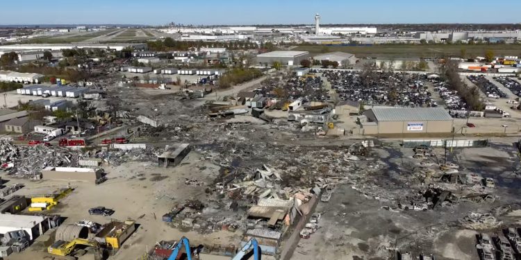 UPS y FedEx ponen a tierra aviones MD-11: NPR