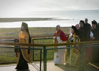 El Papa León y el Patriarca se unen en las ruinas de una antigua iglesia: NPR