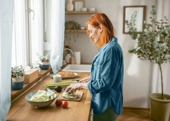 Cómo los alimentos afectan su salud física, mental y social