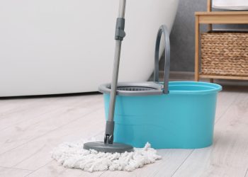 No más agua sucia para trapear: esta sencilla herramienta de limpieza cambia las reglas del juego