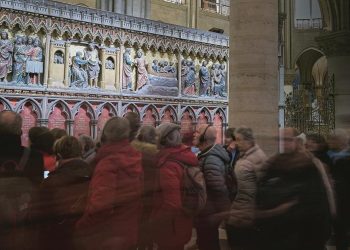 Después de descubrir il ya un an, la ambigüedad heureuse de Notre-Dame.