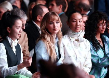 Leonardo DiCaprio, George Clooney y Jennifer Lawrence llegaron a París, en el alto incontournable de la ruta de los Oscar