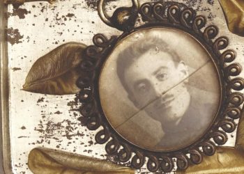 Letras de un joven poeta mort en los tramos