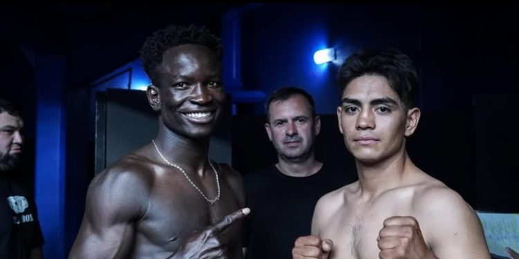 El destacado gesto del Bamba Niang tras el impresionante KO ante Agustín Chávez: inició una colecta para pagar la cirugía de su rival :: Olé