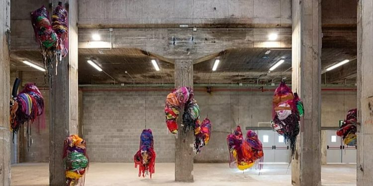 Premio Turner 2025: Nnena Kalu hace historia al reclamar el premio de arte más importante de Gran Bretaña