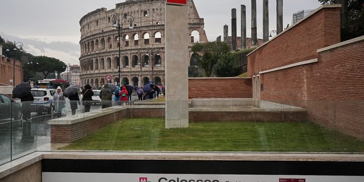 Video. Roma abre nuevas estaciones de Metro C cerca de las ruinas del Coliseo