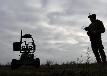 Los drones kamikazes de Ucrania llegan a la primera línea ante la escasez de mano de obra