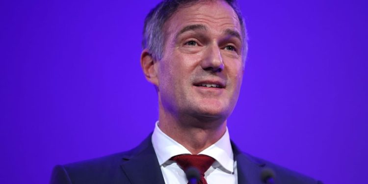 Reino Unido se relajó ante los controles de Trump en las redes sociales para turistas – POLITICO