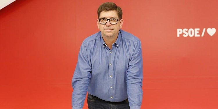 El PP amplía su ofensiva por el caso Salazar tras negarse el PSOE a llevar ante la Fiscalía