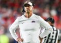 Lane Kiffin es muchas cosas, pero ciertamente no es una víctima al mudarse a LSU.