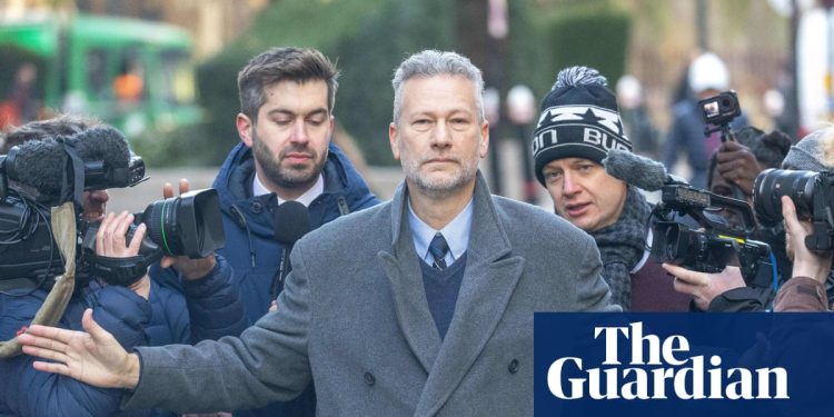 Otros tres eurodiputados del bloque Farage supuestamente siguieron el guión del activo ruso | Reforma del Reino Unido