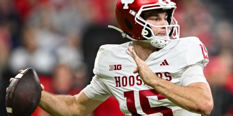 Mendoza, Pavía, Love y Sayin, finalistas del Trofeo Heisman