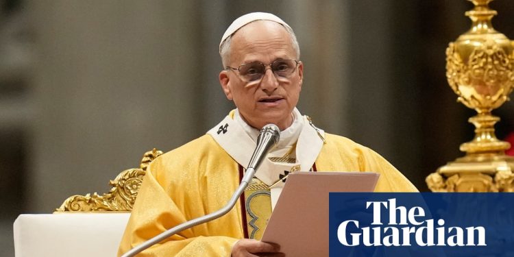 Papa León pide bondad hacia los extraños y los pobres en mensaje de Navidad | Papa León XIV