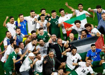 La valiente Palestina entra en los cuartos de la Copa Árabe mientras el favorito Qatar cae | Noticias de futbol