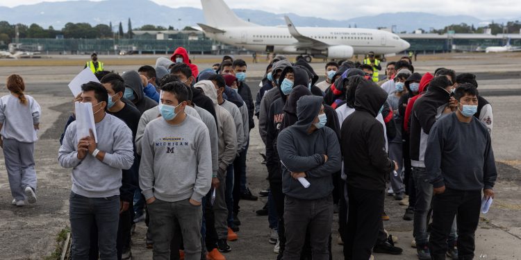 ICE e IGM registran menos deportaciones en 2025